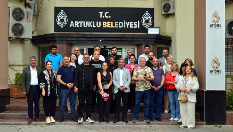 Mardin Basın Çalıştayı’nda Gazeteciliğin Olumsuz Etkilendiği Sebepler Konuşuldu
