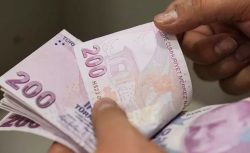 Asgari Ücret Zammı Yaklaşıyor: Yeni Artış Cebimizi Nasıl Etkileyecek? Tazminat ve Ödemeler Yeniden Hesaplanacak